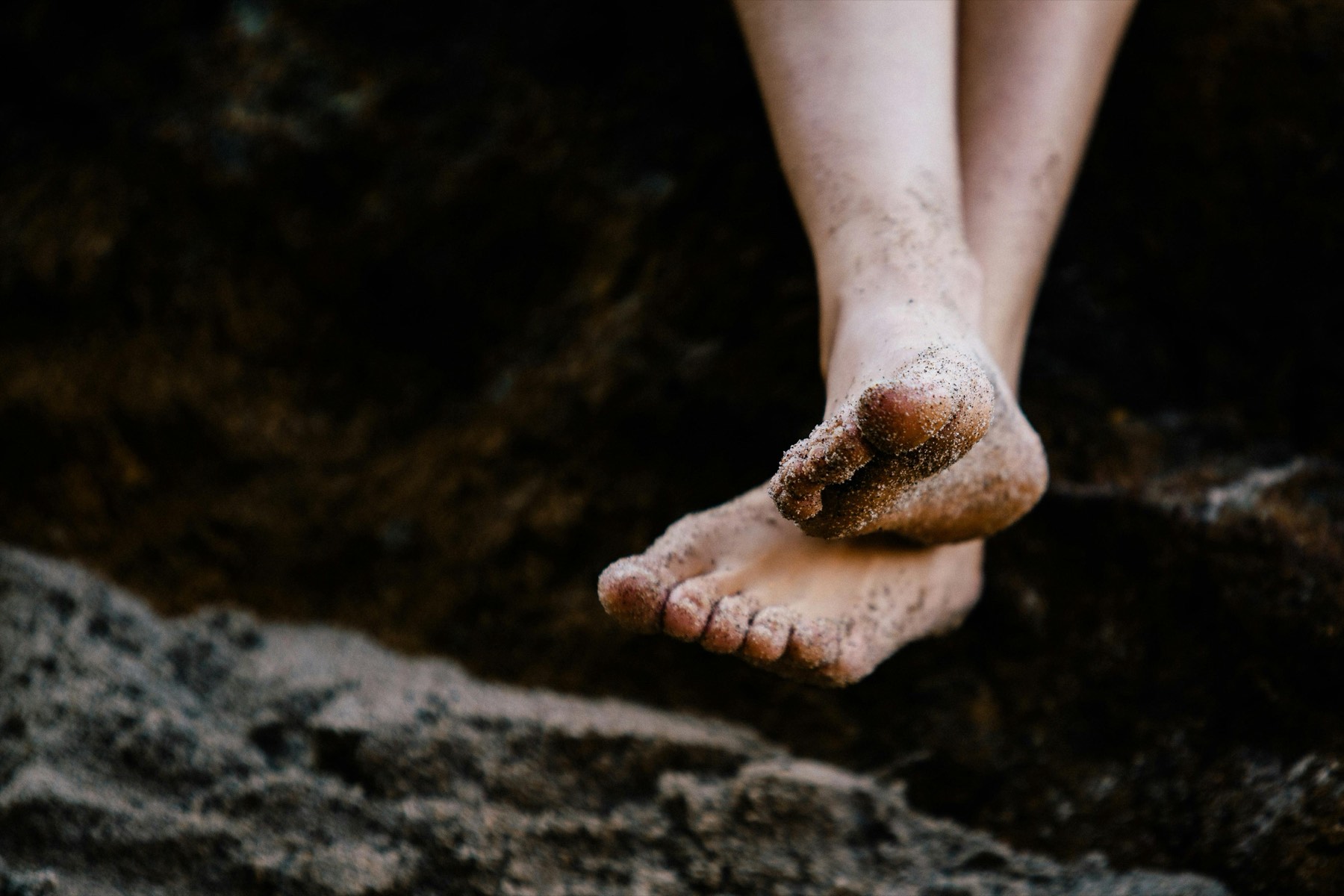 Barefoot lopers